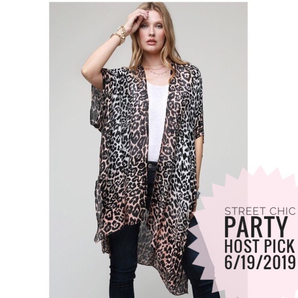 🌟Host Pick🌟 Ombre leopard allover print kimono